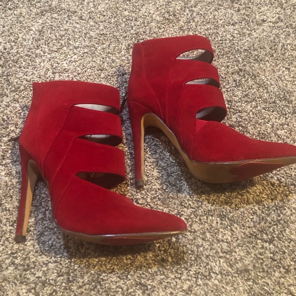 Michael Antonio- Cherry Red suede Ankle Boots - Picture 6 of 6